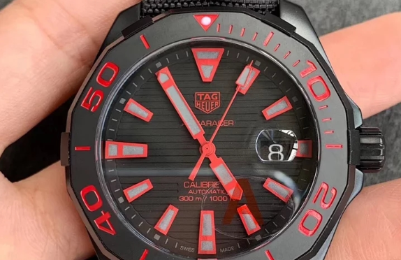 Replika Tag Heuer Aquaracer WAY201 Czerwone Wskazówki Do Zegarka